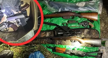 Akcja KAS i CBŚP: Broń, narkotyki i tysiące papierosów bez akcyzy