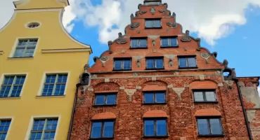 Nówka-starówka w Elblągu. Tak odbudowano zniszczone Stare Miasto