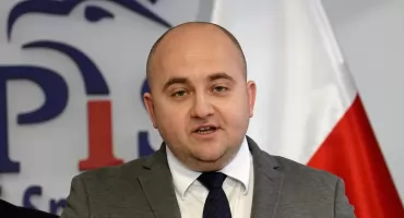 Awantura w Sejmie. Posłowie PiS usunięci z sali