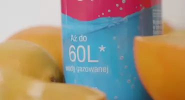 Picie wody gazowanej a odchudzanie. Fakty i mity