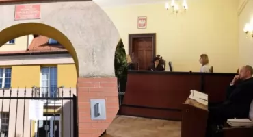 Sąd wstrzymuje decyzję. Sprawa byłej dyrektor ŚDŚ wciąż otwarta