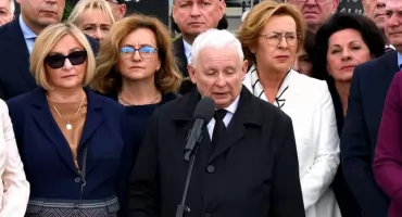 Miesięcznica katastrofy smoleńskiej w Warszawie. Kaczyński: „Potrzebna jest jedność prawicy”